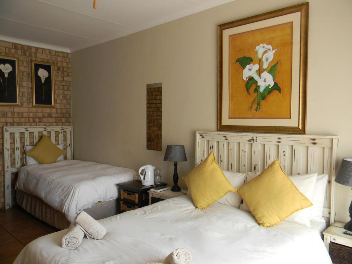 Ridderspoor Guesthouse มิดเดิลเบิร์ก ภายนอก รูปภาพ